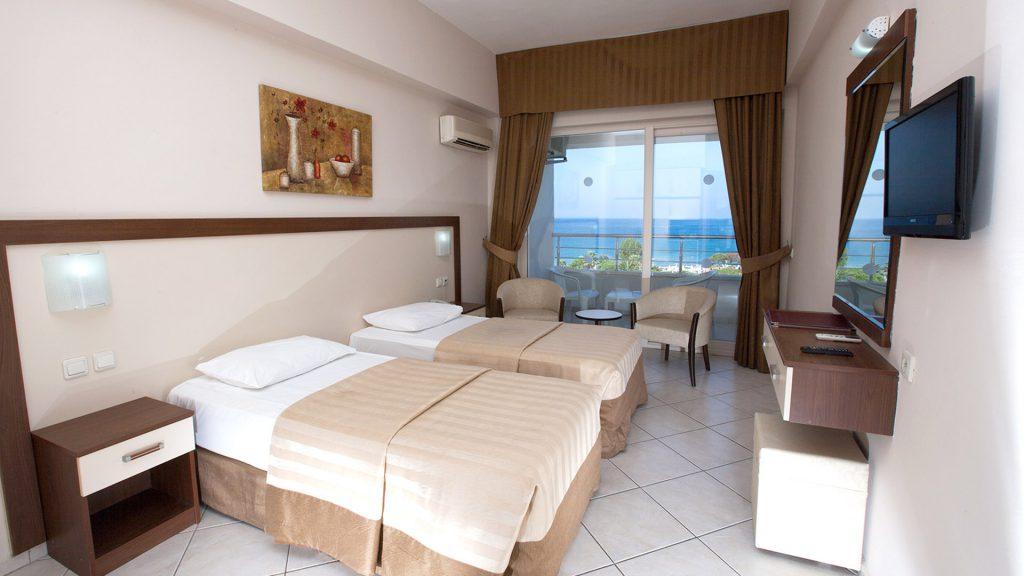 Batihan Beach Resort & Spa Kusadası Exterior foto