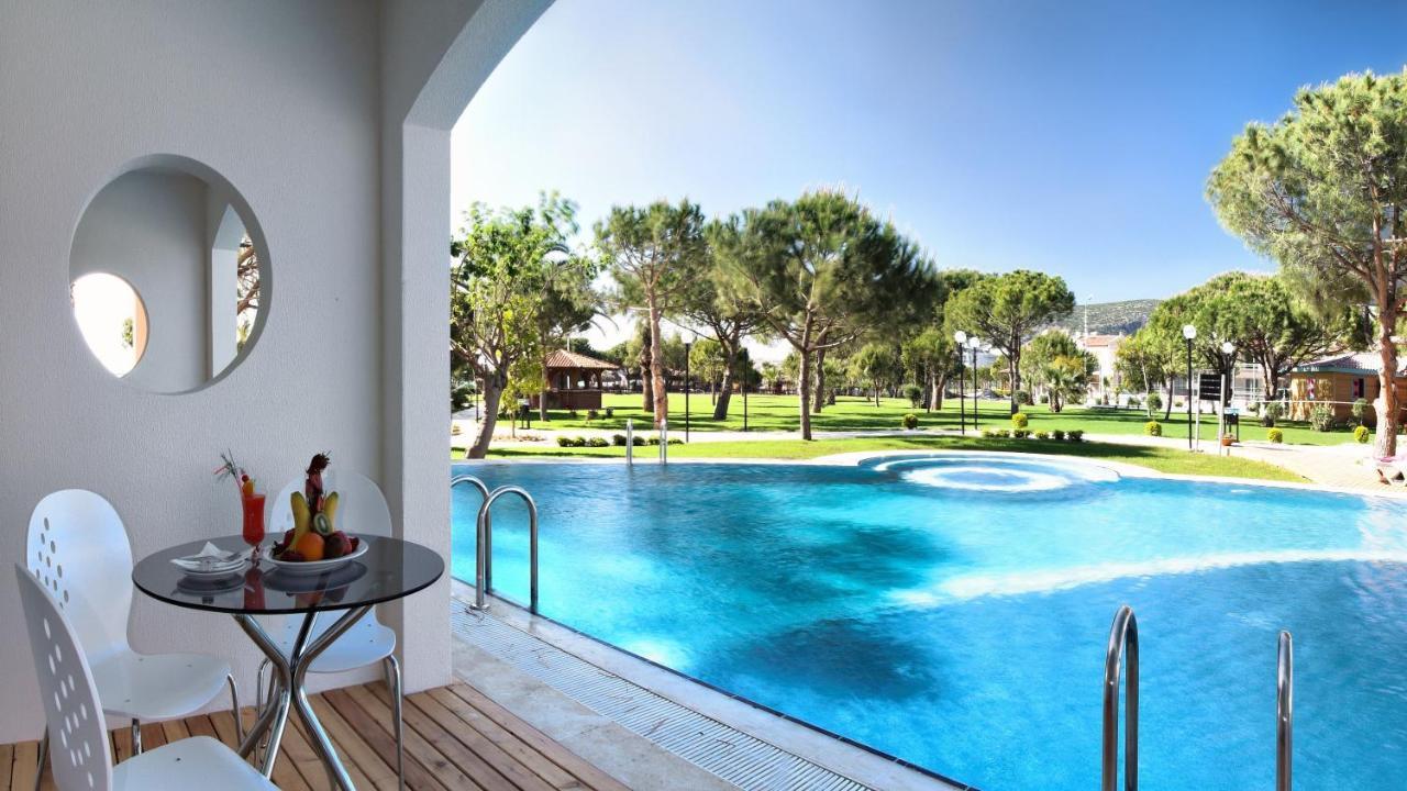 Batihan Beach Resort & Spa Kusadası Exterior foto