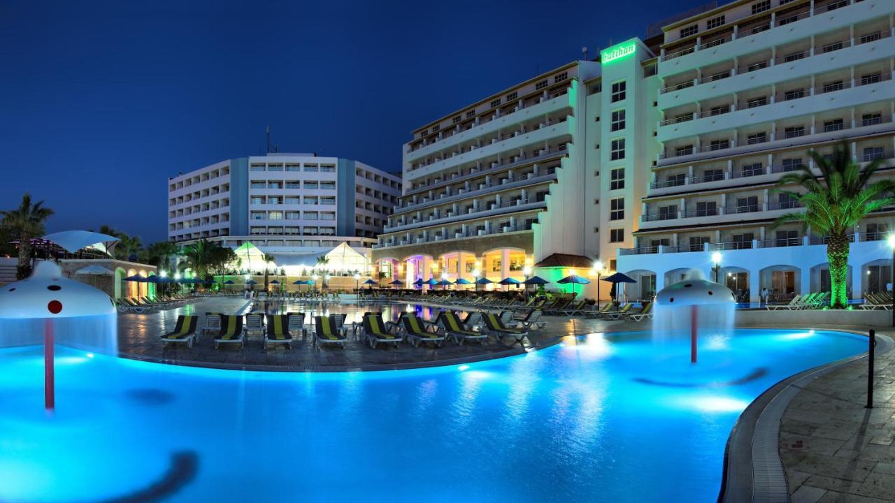Batihan Beach Resort & Spa Kusadası Exterior foto