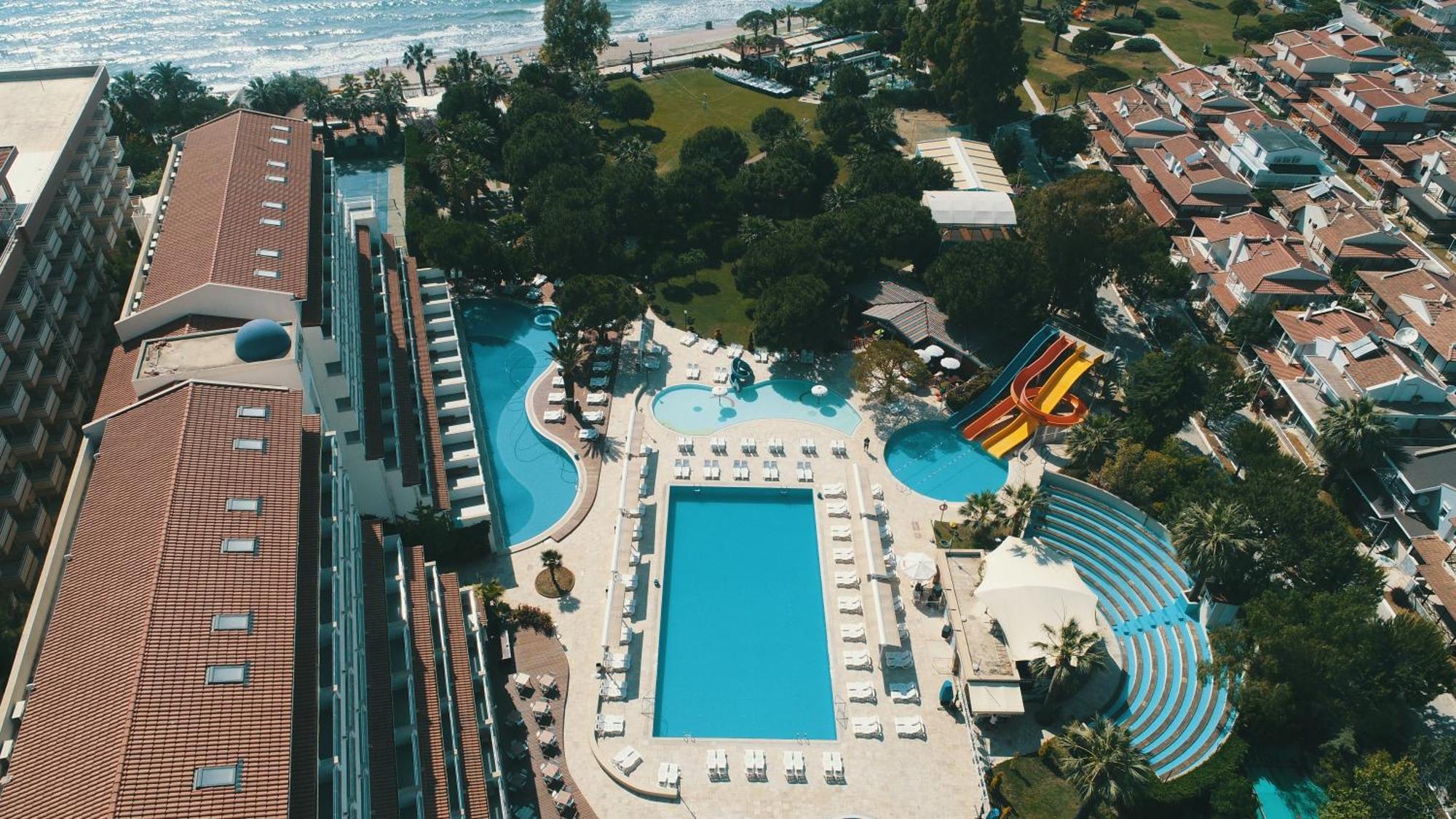 Batihan Beach Resort & Spa Kusadası Exterior foto