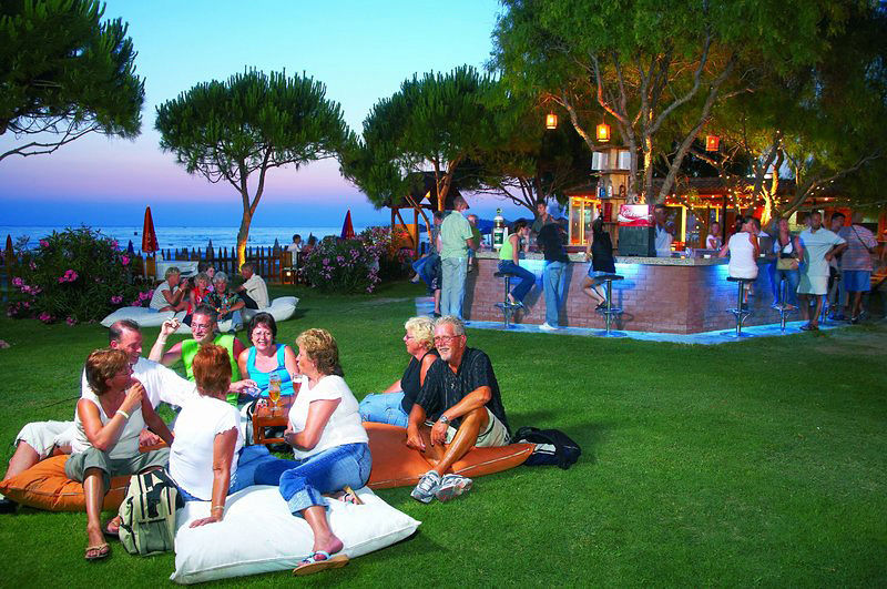 Batihan Beach Resort & Spa Kusadası Exterior foto
